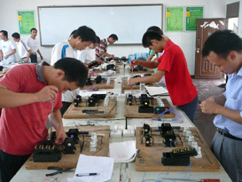 熱繼電(dian)器(qi)、電(dian)壓斷(duan)路器(qi)及(ji)接觸器(qi)常見故障維(wei)修，電(dian)力(li)配(pei)電(dian)線(xiàn)路常見故障檢(jian)修，照明線(xiàn)路及(ji)裝(zhuang)置常見故障檢(jian)修，電(dian)動(dòng)機(jī)及(ji)控製(zhi)電(dian)路常見故障檢(jian)修